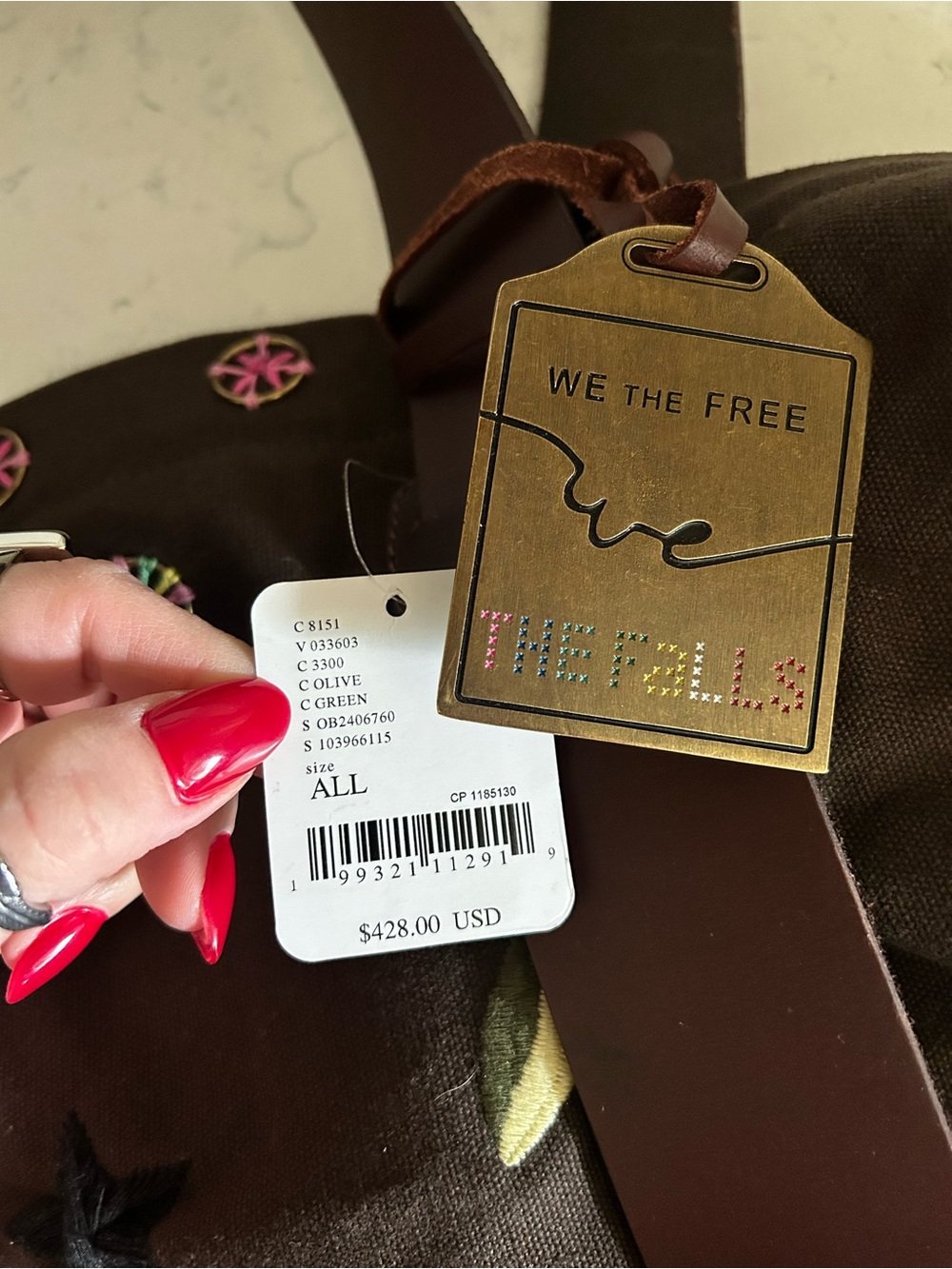 NWT We The Free x The Falls Long Weekend Bag in Olive - Picture 5 of 16